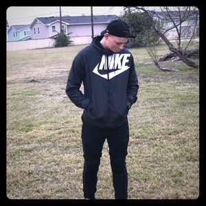 Meet your Posher, Alex